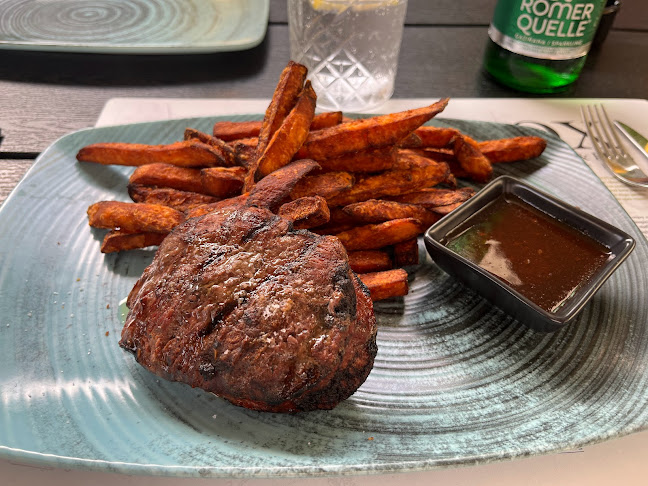 Opinii despre OX Steaks, Grill & Burgers în Poreč - Gastronomija i ugostiteljstvo