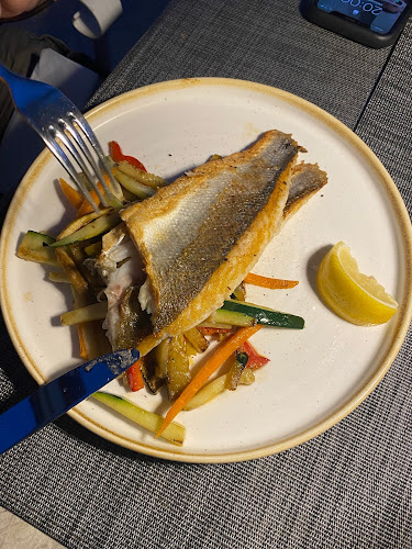 Half 8 Restaurant, Novigrad