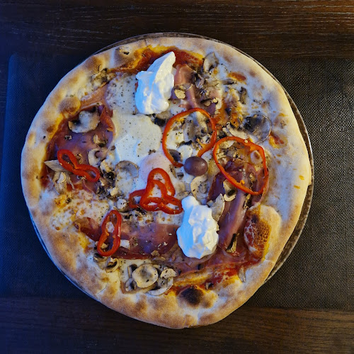 Buka - Gastronomija i ugostiteljstvo