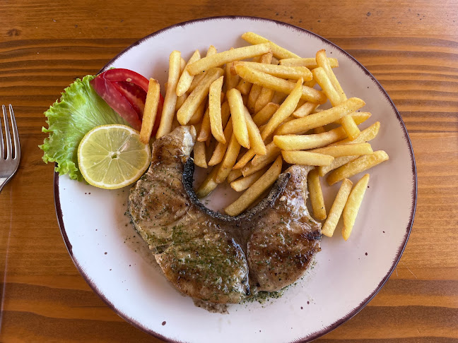 Obala 28, 21330, Gradac