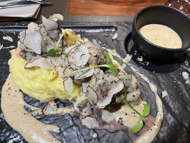 Bistro Bar Montona Gallery - Gastronomija i ugostiteljstvo