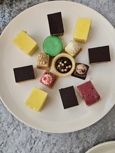 Opinii despre Restoran Kampus (sala za vjenčanja) în Split - Gastronomija i ugostiteljstvo