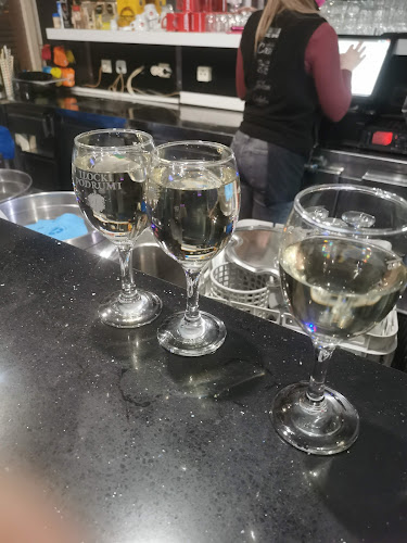 Opinii despre CODE Bar în Karlovac - Gastronomija i ugostiteljstvo