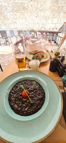 Varoška ul. 1, 23000, Zadar