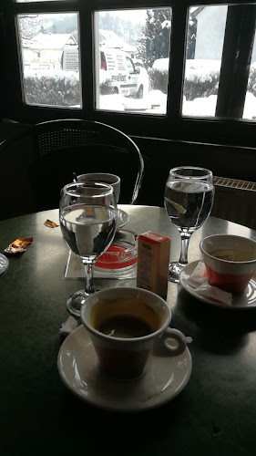 Opinii despre Caffe bar Joint Virovitica în Virovitica - Gastronomija i ugostiteljstvo
