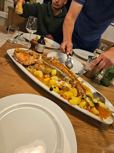 Mala Riba - Gastronomija i ugostiteljstvo