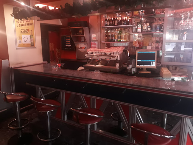 Comentarii opinii despre Caffe bar Castrum