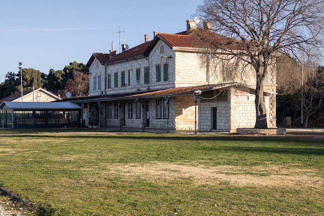 Opinii despre Volley Ferata în Rovinj - Gastronomija i ugostiteljstvo