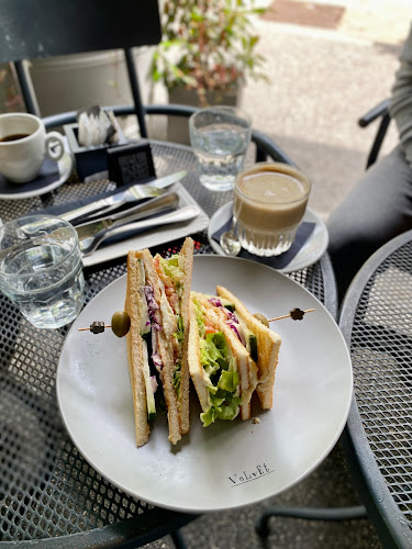 Ul. Ivana Dežmana 9, 10000, Zagreb