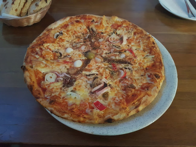 Opinii despre Colibri în Novi Vinodolski - Gastronomija i ugostiteljstvo