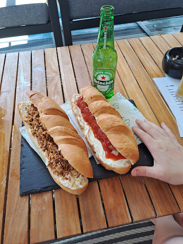 Opinii despre Beach Bar & Cafè în Novigrad - Gastronomija i ugostiteljstvo