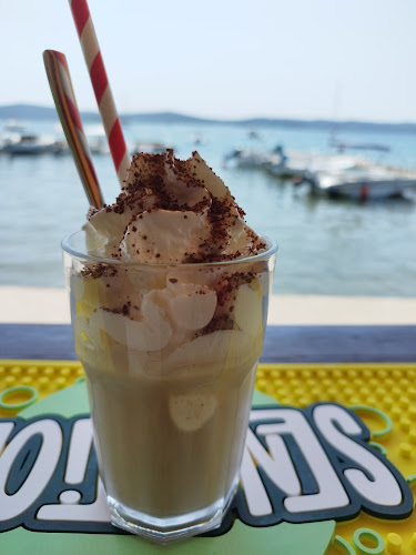 Pablo caffe beach bar