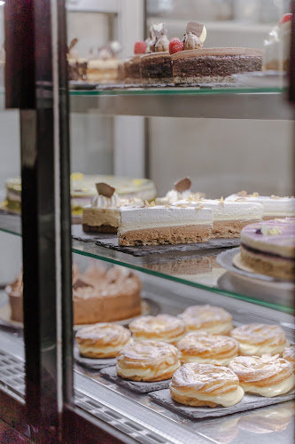 Coffee & Cake 2 - Kavana RELJA