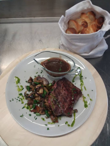 KONOBA ANNI - Mesni i riblji specijaliteti Novigrad