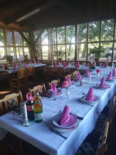 Opinii despre Posavska hiža în Rugvica - Gastronomija i ugostiteljstvo