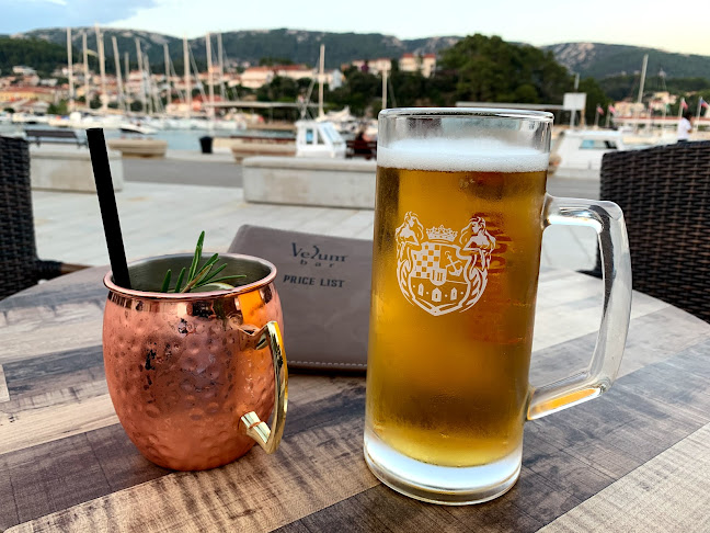 Velum Arba bar - Gastronomija i ugostiteljstvo