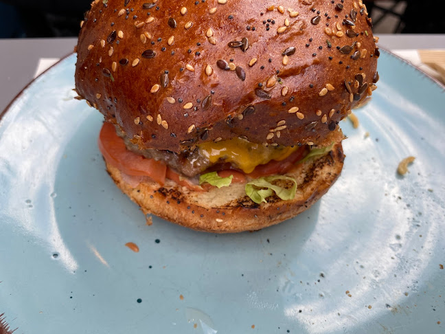 Kefi & Hook - Gastronomija i ugostiteljstvo