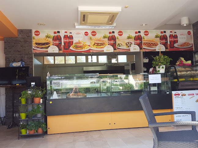 Opinii despre Pizza Cut Sandwich Bar COCO în Novalja - Gastronomija i ugostiteljstvo