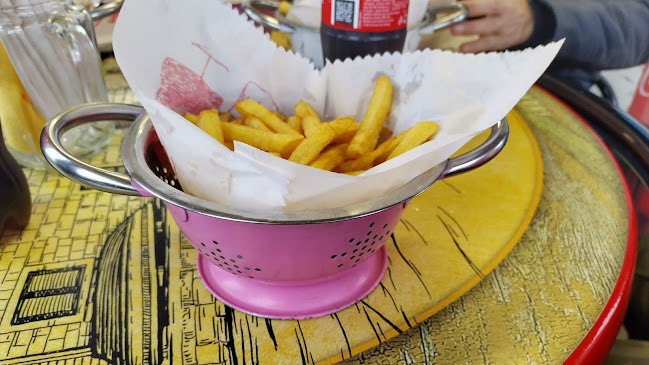 Fast Food Poki - Gastronomija i ugostiteljstvo