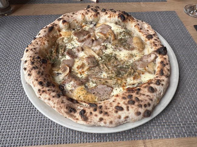 Pizzeria Toccare - Gastronomija i ugostiteljstvo