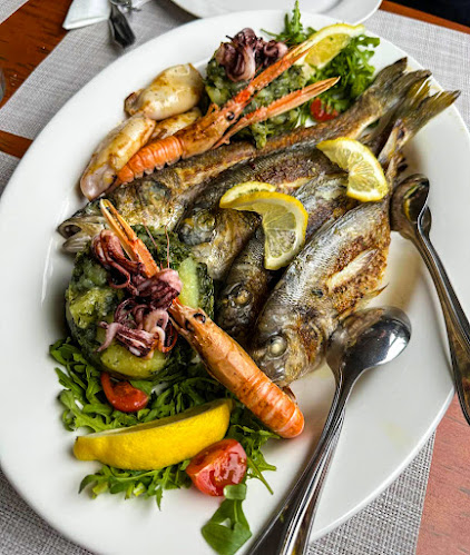 Santorija ul. 3, 52210, Rovinj