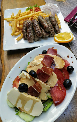 Ul. Kralja Petra Kresimira IV 130, 23207, Sveti Filip i Jakov