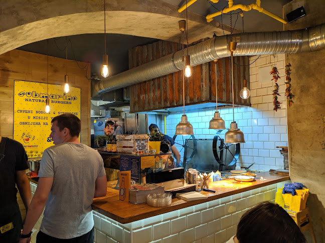 Comentarii opinii despre Submarine Burger Frankopanska