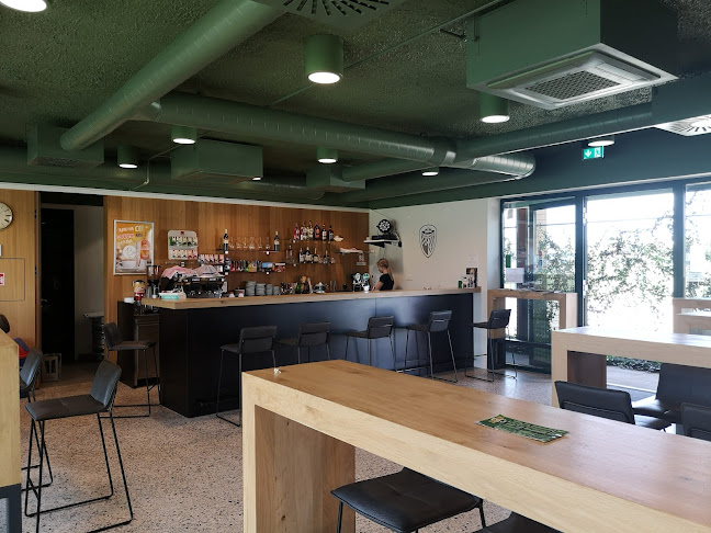 Opinii despre Caffe bar Zicer în Đurđevac - Gastronomija i ugostiteljstvo