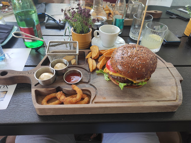 OX Steaks, Grill & Burgers - Gastronomija i ugostiteljstvo