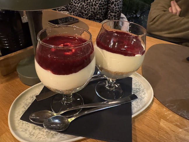 Opinii despre Bistro&Pizzeria Public în Zagreb - Gastronomija i ugostiteljstvo