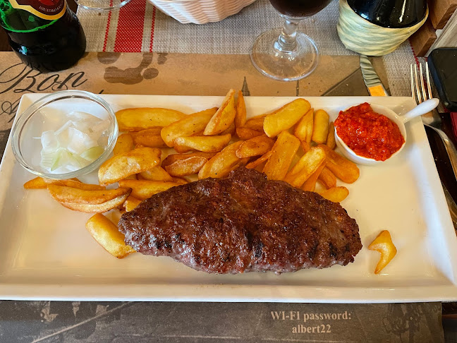 Taverna da Baston - Gastronomija i ugostiteljstvo