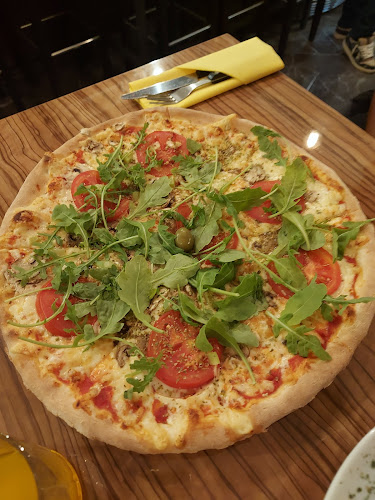 Opinii despre Pizzeria Quattro în Vinkovci - Gastronomija i ugostiteljstvo