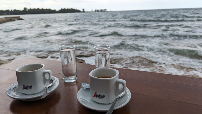 Ice saloon & beach bar TROPICANO - Gastronomija i ugostiteljstvo