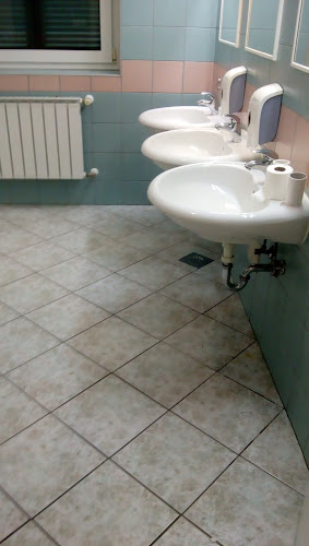 Opinii despre Dom Crvenog križa "Villa Rustica" în Novi Vinodolski - Gastronomija i ugostiteljstvo