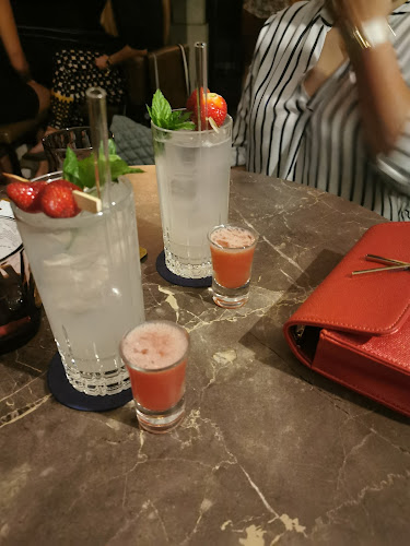 Teatro Lounge Bar - Gastronomija i ugostiteljstvo