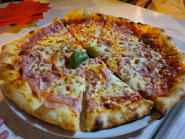Pizzeria Luna - Gastronomija i ugostiteljstvo