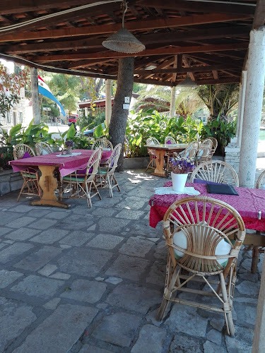 Opinii despre Restaurant Estravaganca (rooms and restaurant) în Lovište - Gastronomija i ugostiteljstvo