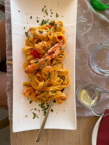 Opinii despre Pizzeria Rocco în Stari Grad - Gastronomija i ugostiteljstvo