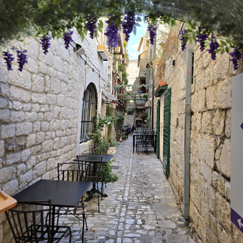 Konoba Trs - Gastronomija i ugostiteljstvo