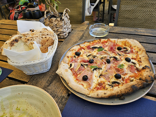 Veli Žal Restaurant