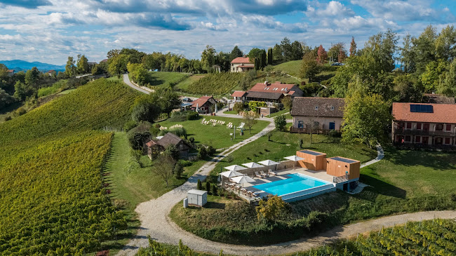 Restoran, vinarija i pansion Vuglec Breg - Škarićevo