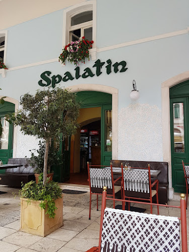 Ul. bana Josipa Jelačića 1, 21000, Split