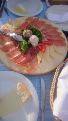 Opinii despre Konoba Prtorić în Kolan - Gastronomija i ugostiteljstvo