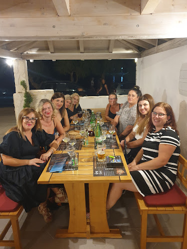 Restaurant Karoca - Gastronomija i ugostiteljstvo