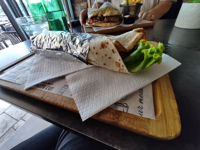 Comentarii opinii despre Fast food Branimir