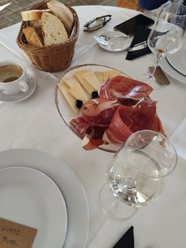 Staro selo 11, 21314, Jesenice