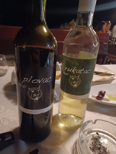 Comentarii opinii despre KONOBA MAGIĆ VIS