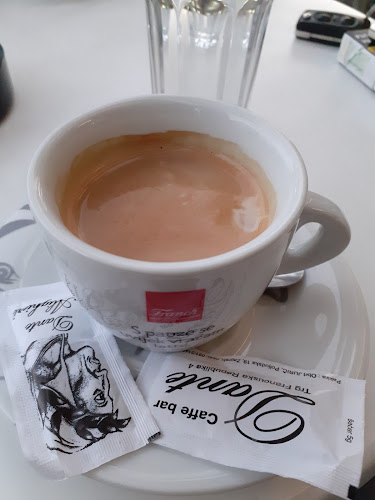 Opinii despre Caffe bar Dante în Zagreb - Gastronomija i ugostiteljstvo