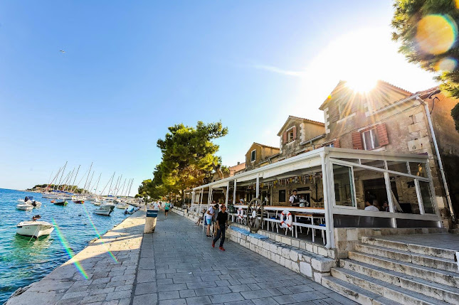 Fabrika 30, 21450, Hvar