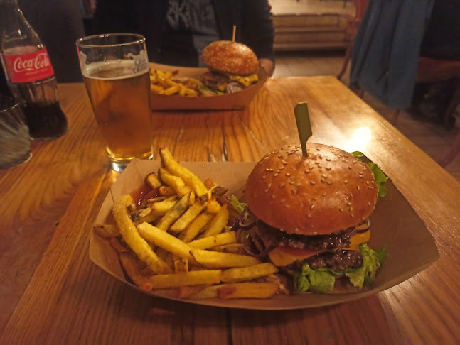 Mamas & Tapas - Gastronomija i ugostiteljstvo